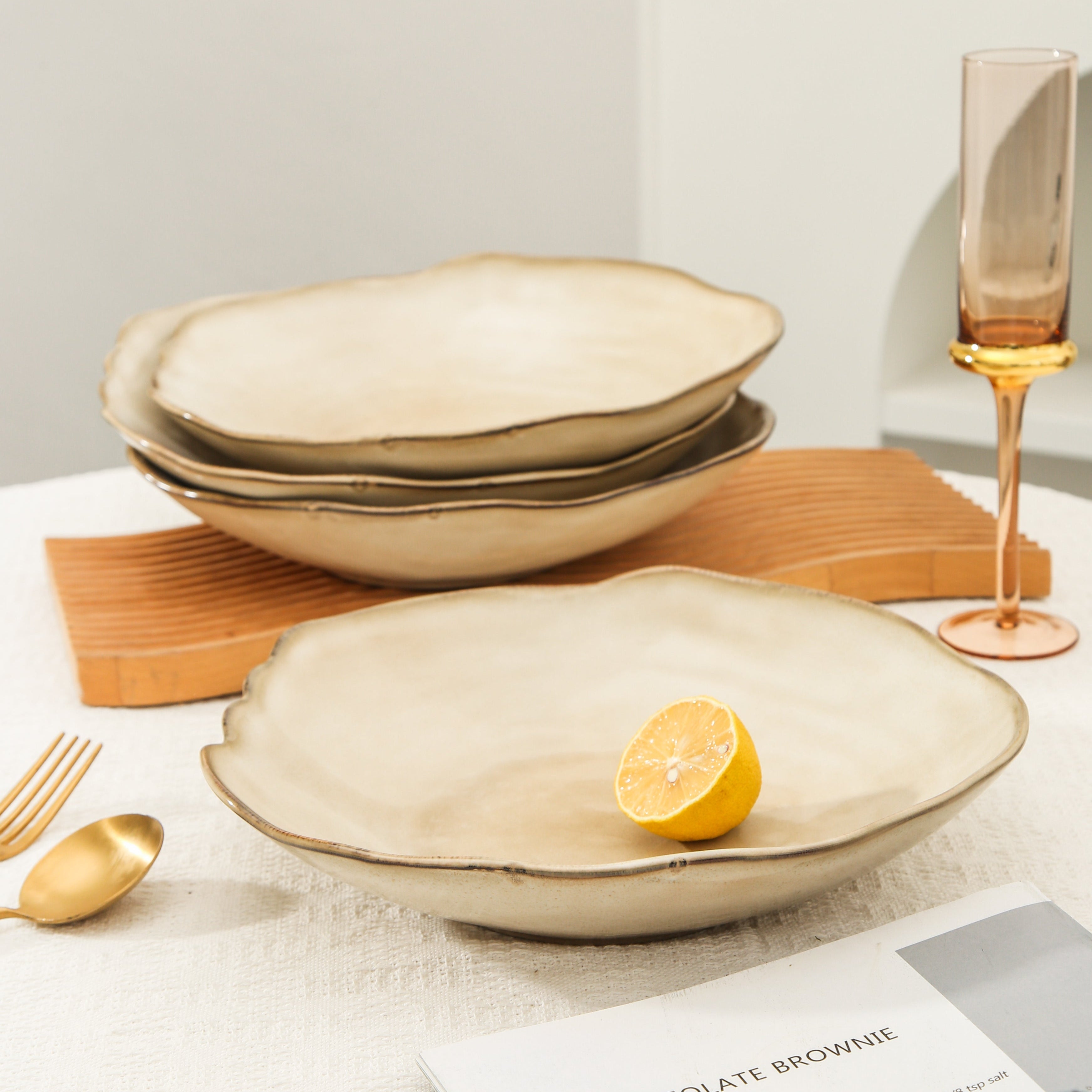 Crema Deep Organic Plate Set