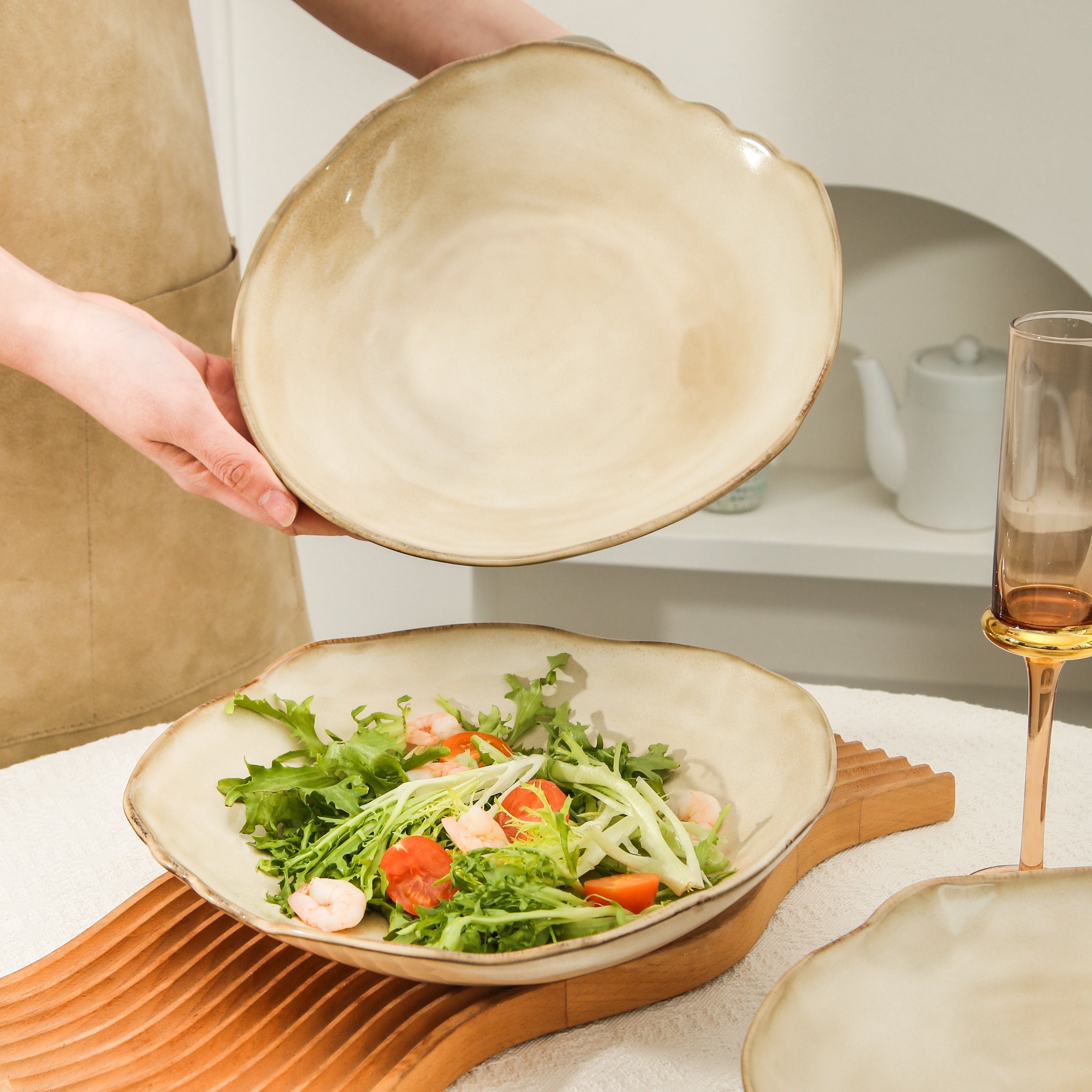 Crema Deep Organic Plate Set