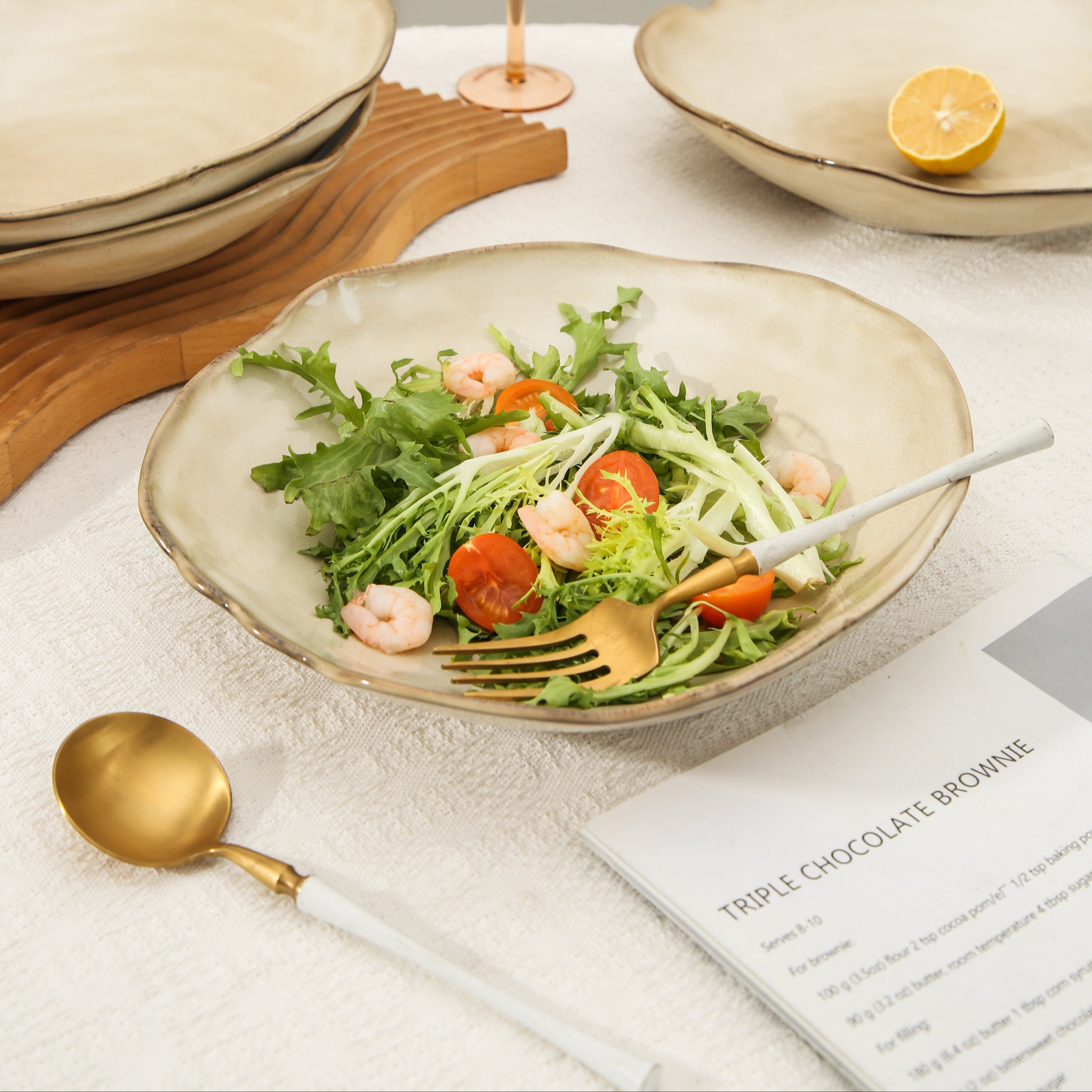 Crema Deep Organic Plate Set