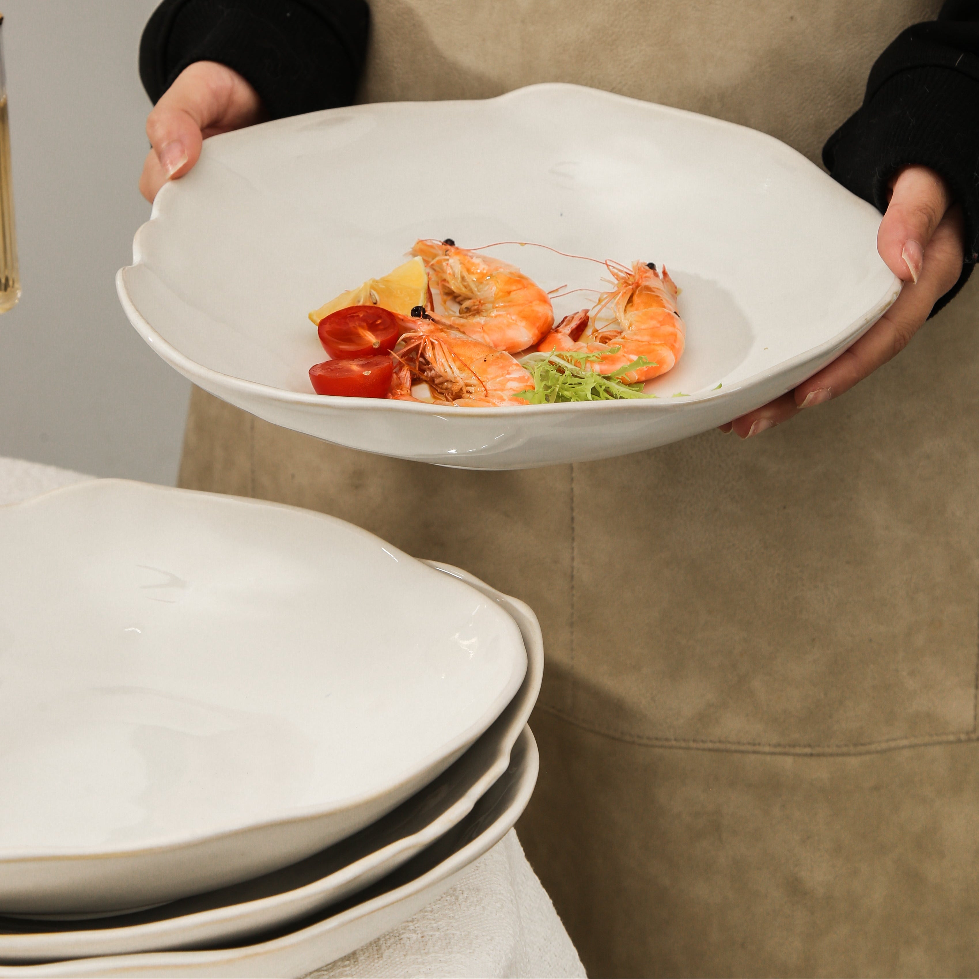 Pearl White Organic Deep Plate Set
