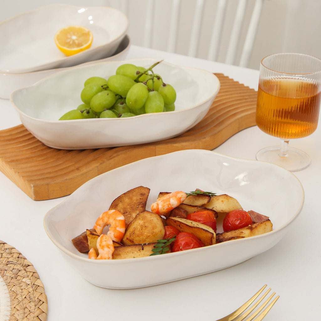 Pearl White Oval Plate Set