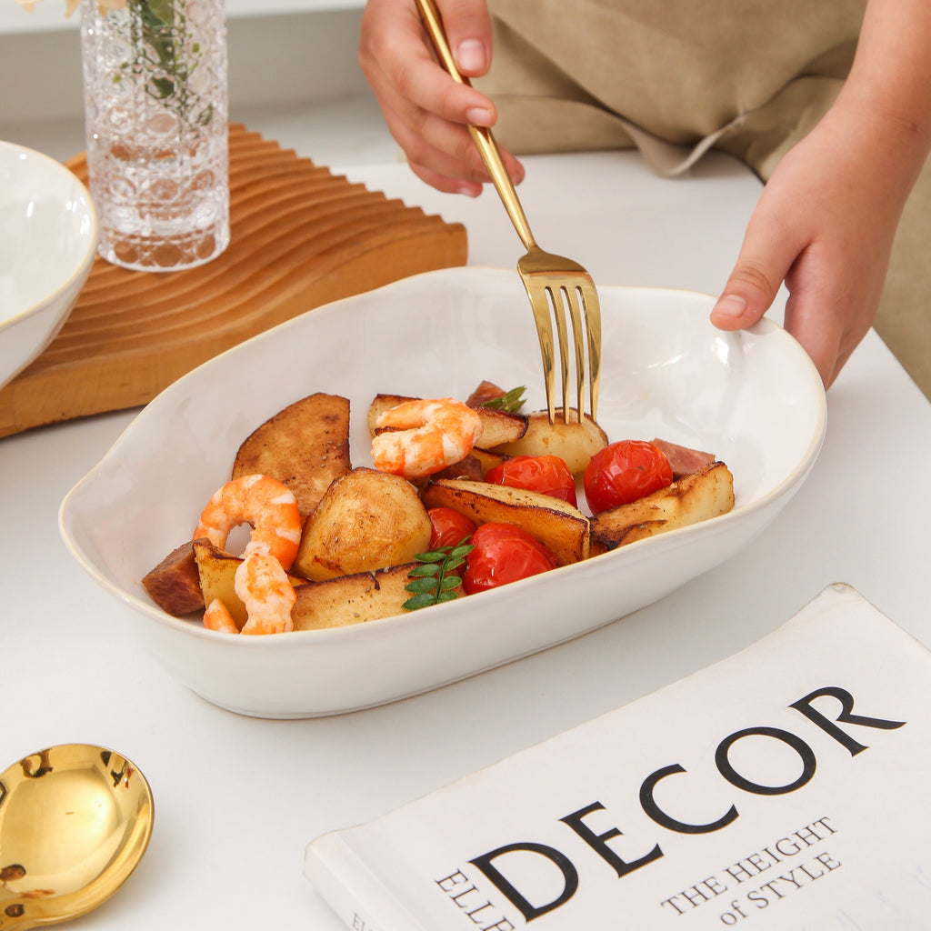 Pearl White Oval Plate Set
