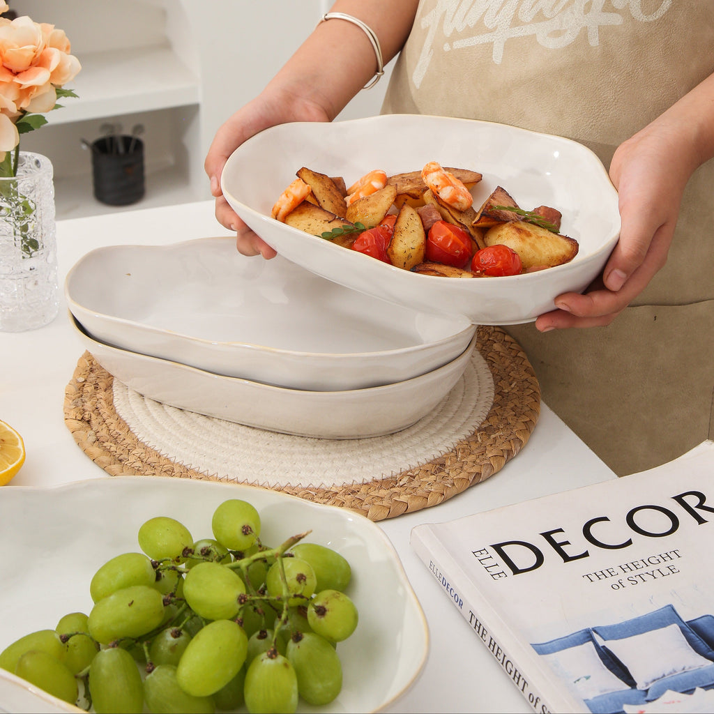 Pearl White Oval Plate Set