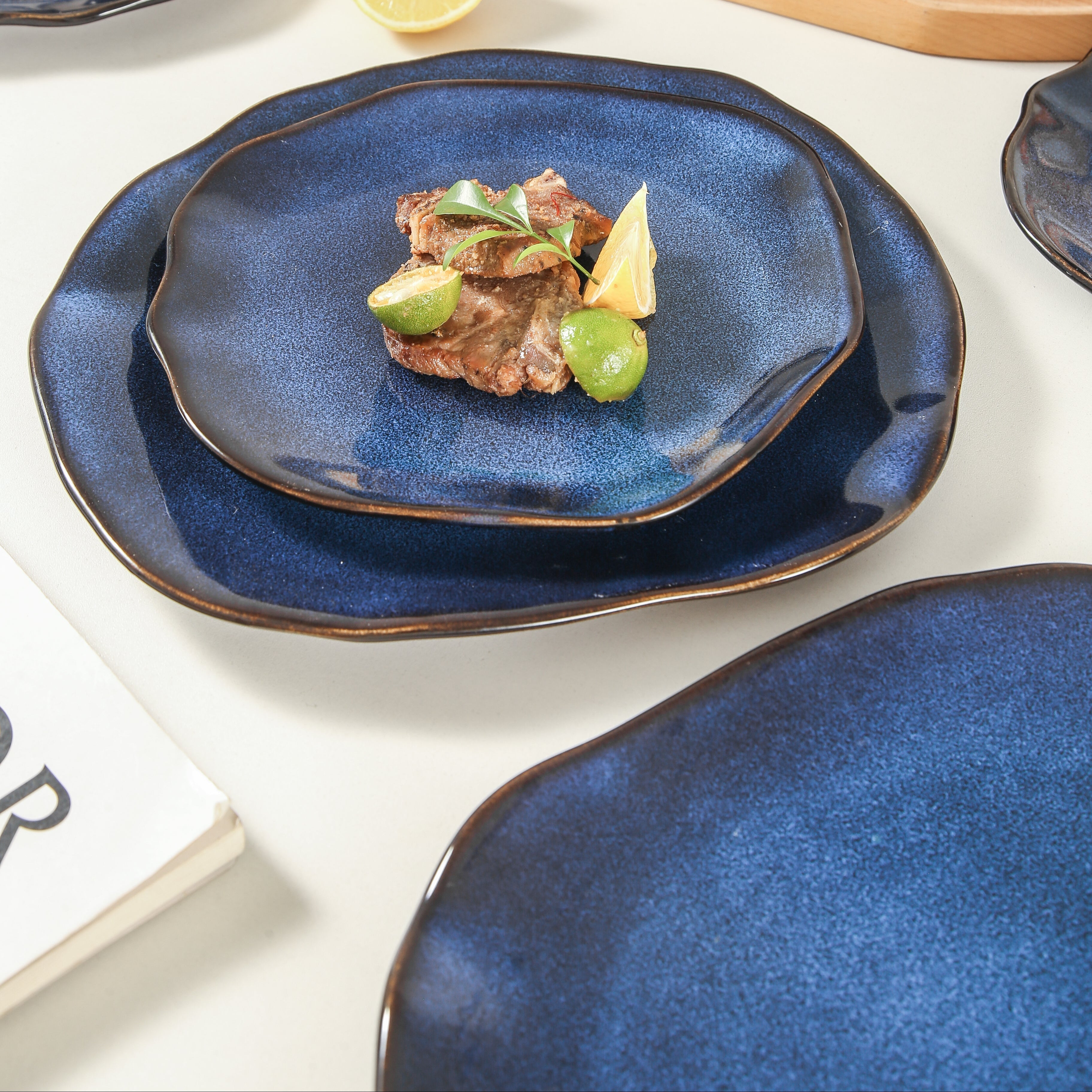 16-Piece Stoneware Set- Ocean Blue