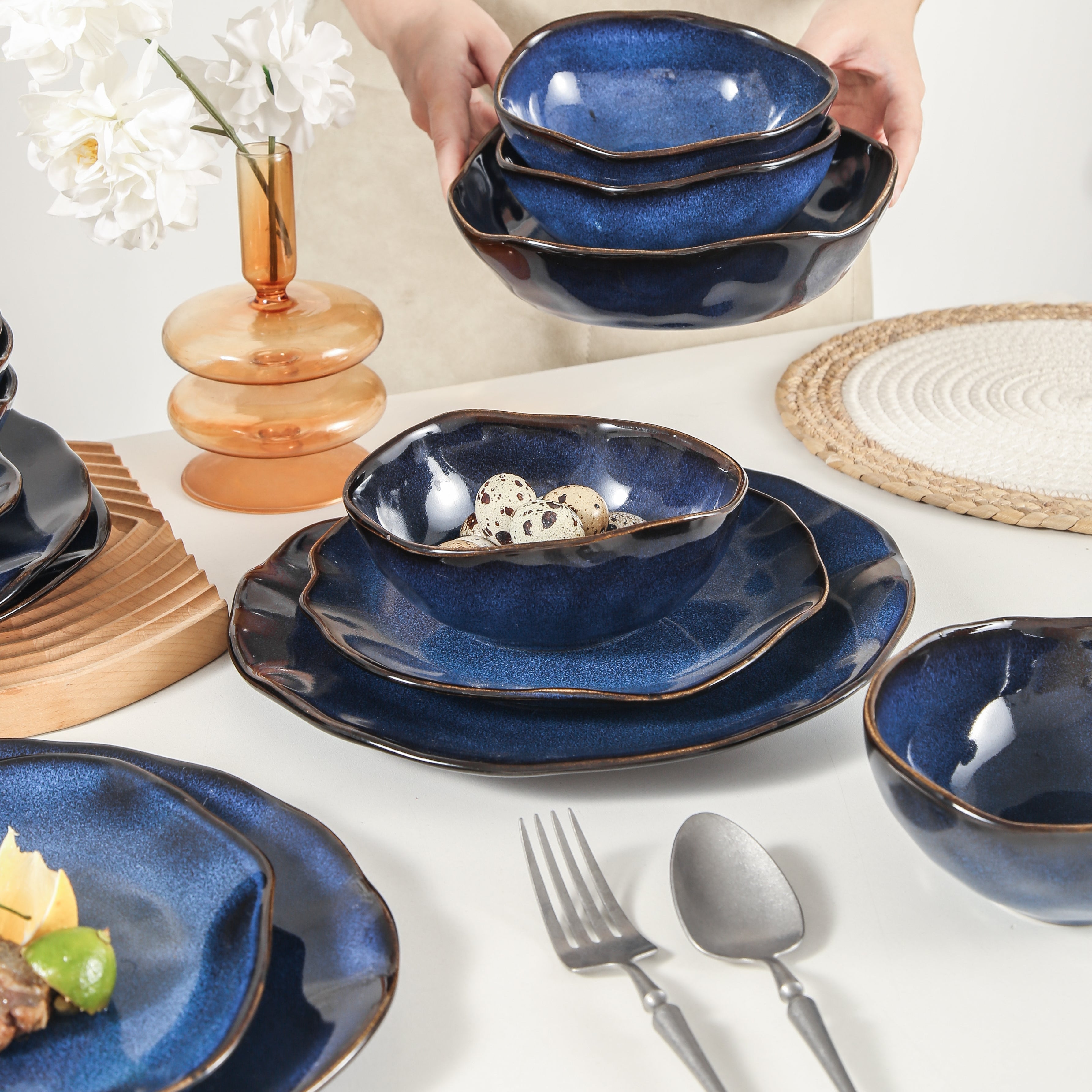 16-Piece Stoneware Set- Ocean Blue
