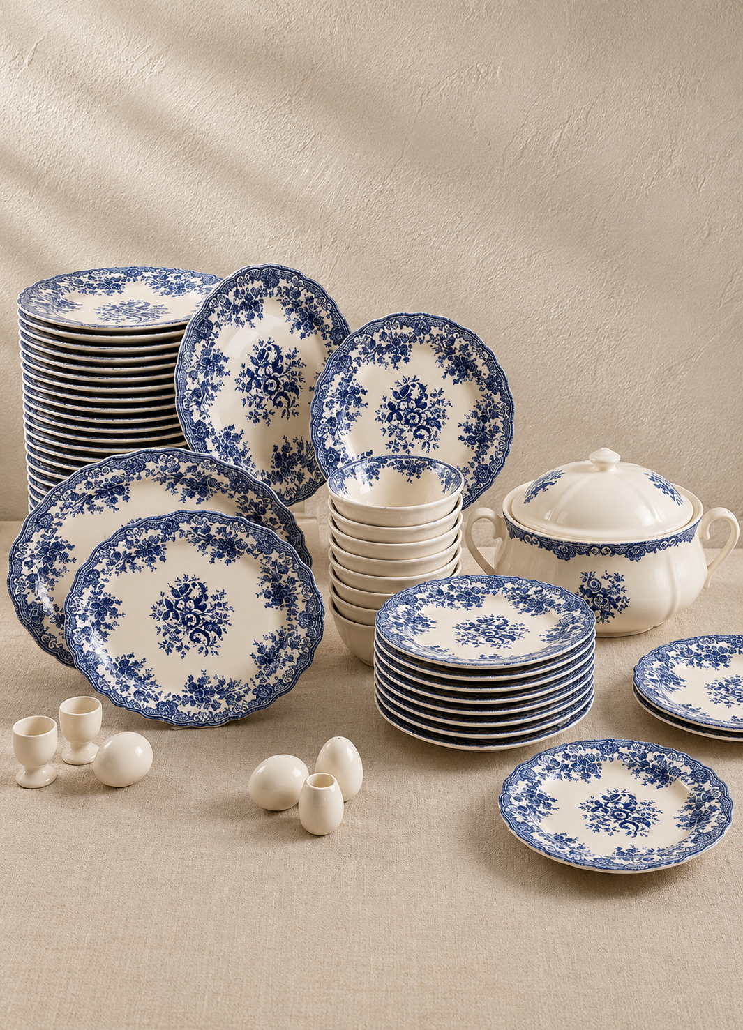 The Heritage Floral 42-Piece Dinnerware Set – Complete Service for 8